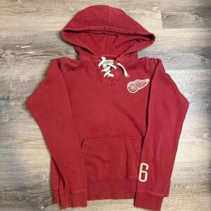 Old Time Hockey Detroit Red Wings Lace Up Hoodie Red Newbury Collection Youth M